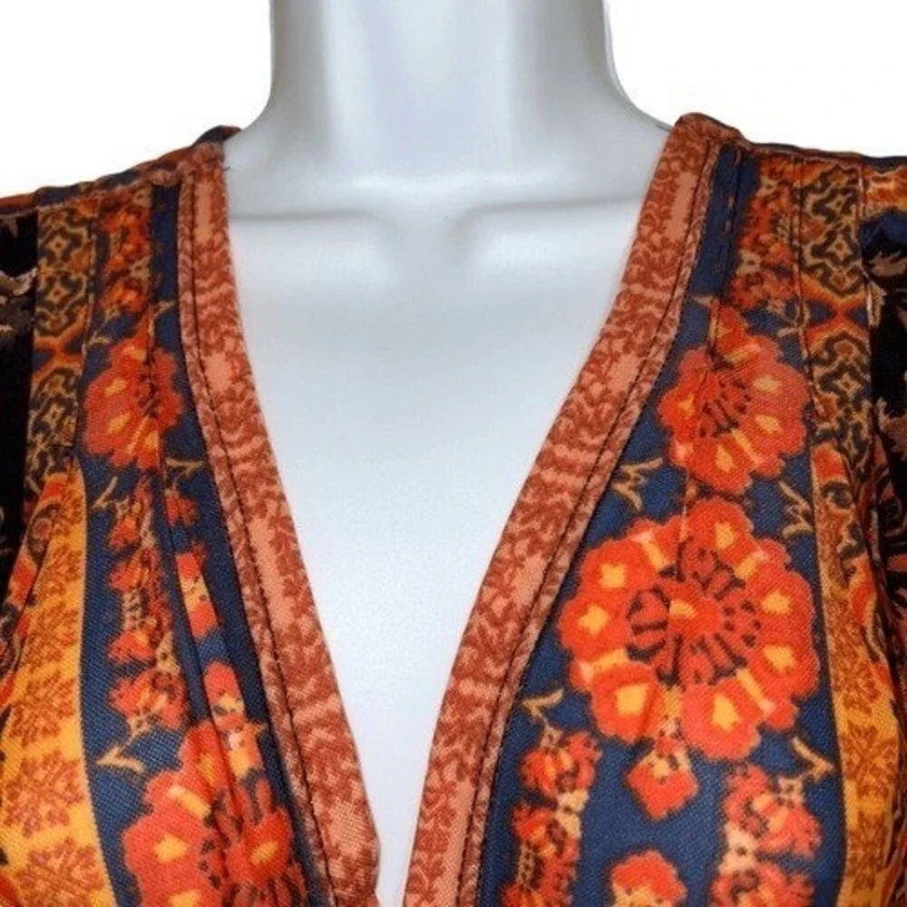 🆕 FREE PEOPLE Havana‎ Mixed Floral Print Mesh Surplice Wrap Top EUC Small